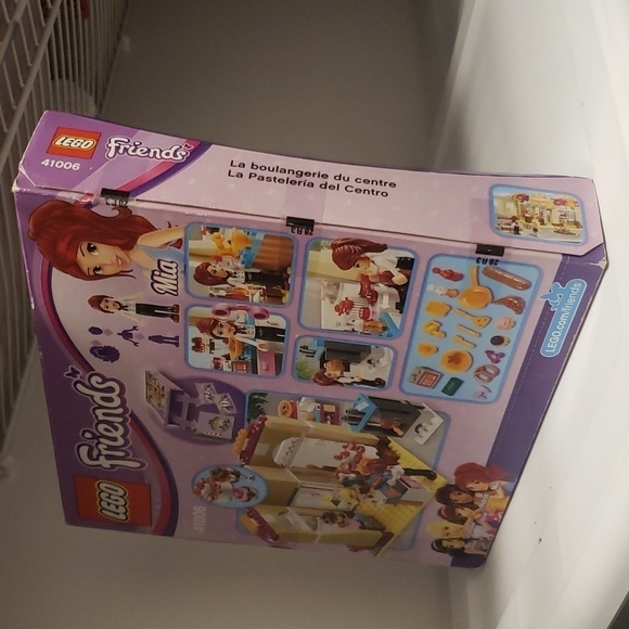 New in box sealed retired 2013 lego friends set downtown bakery - Picture 2 of 3